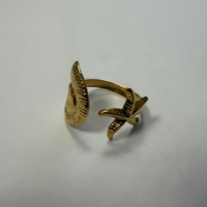 Bague ouverte dorée motif Étoile de mer et Coquillage